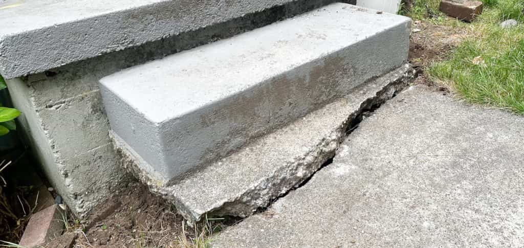 sidewalk crack repair